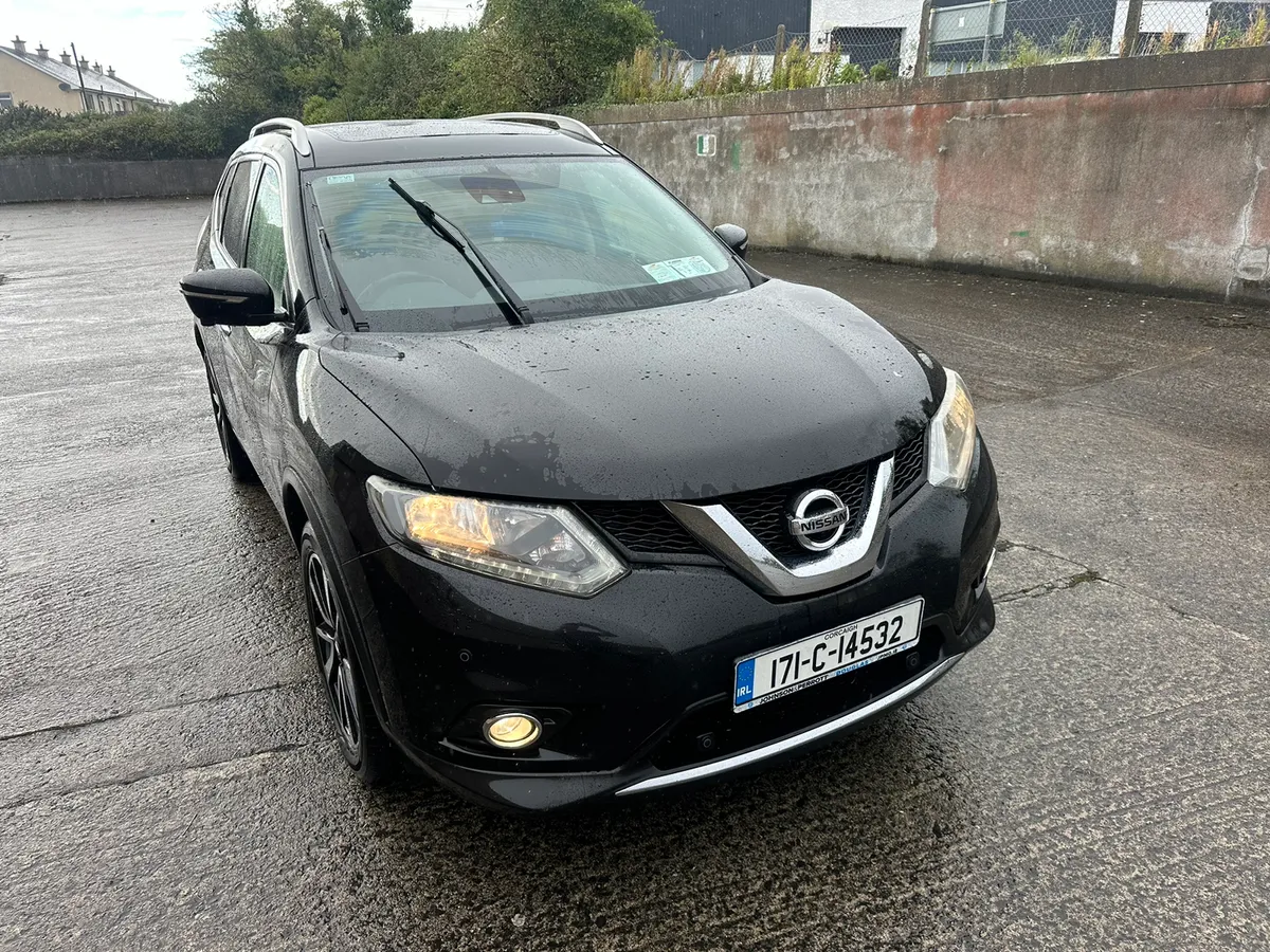 17 Nissan XTrail 1.6 Top Spec - Image 2