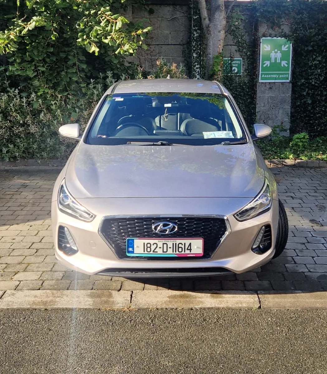 182 Hyundai i30 Deluxe 1.6L Diesel - Low Milage - Image 1