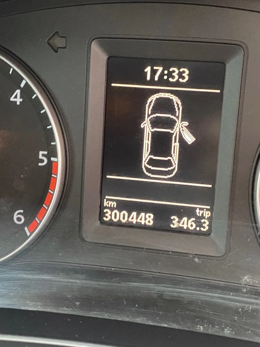 Volkswagen Jetta 2012 - Image 3
