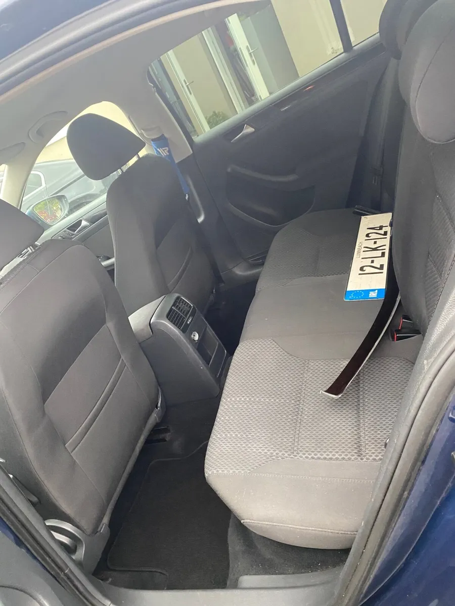 Volkswagen Jetta 2012 - Image 4
