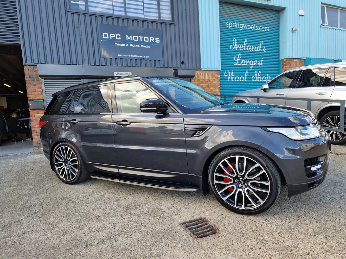Range Rover Sport Crew Cab - Image 3