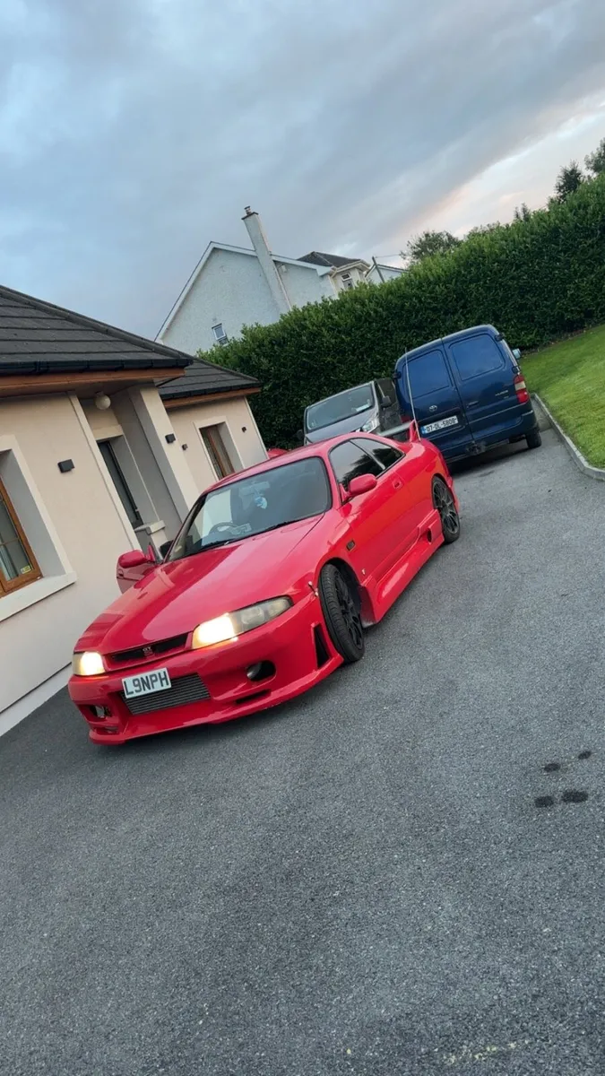 Skyline r33 - Image 2