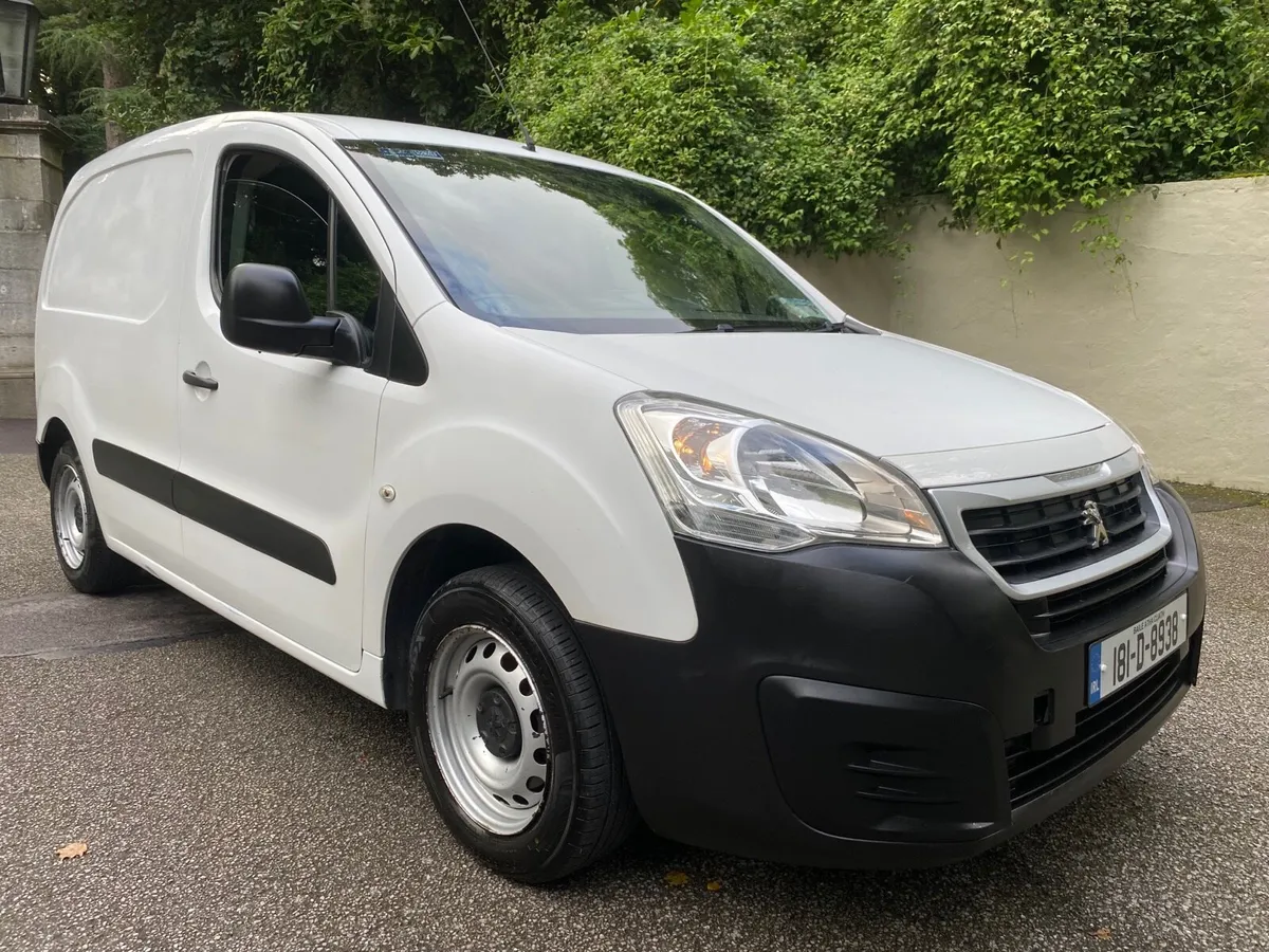 2018 PEUGEOT PARTNER TAX 12/25 CVRT 4/26 - Image 1