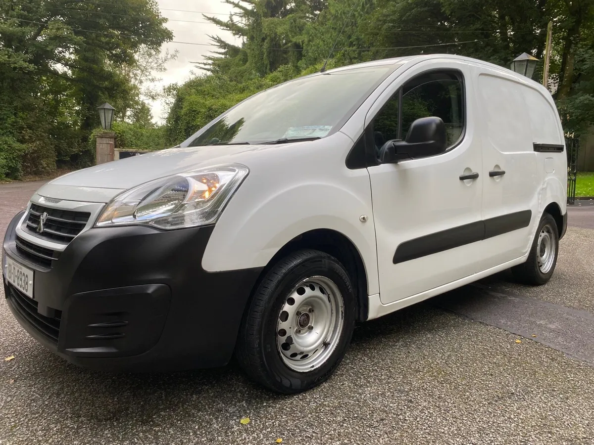 2018 PEUGEOT PARTNER TAX 12/25 CVRT 4/26 - Image 4