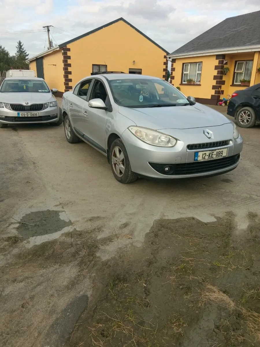 Renault fluence 2012 Tax and tested - Image 1