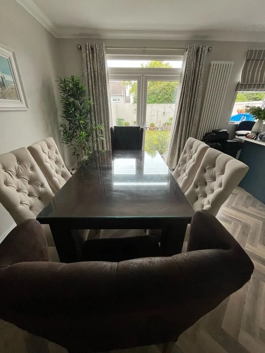 Dinning - Image 4
