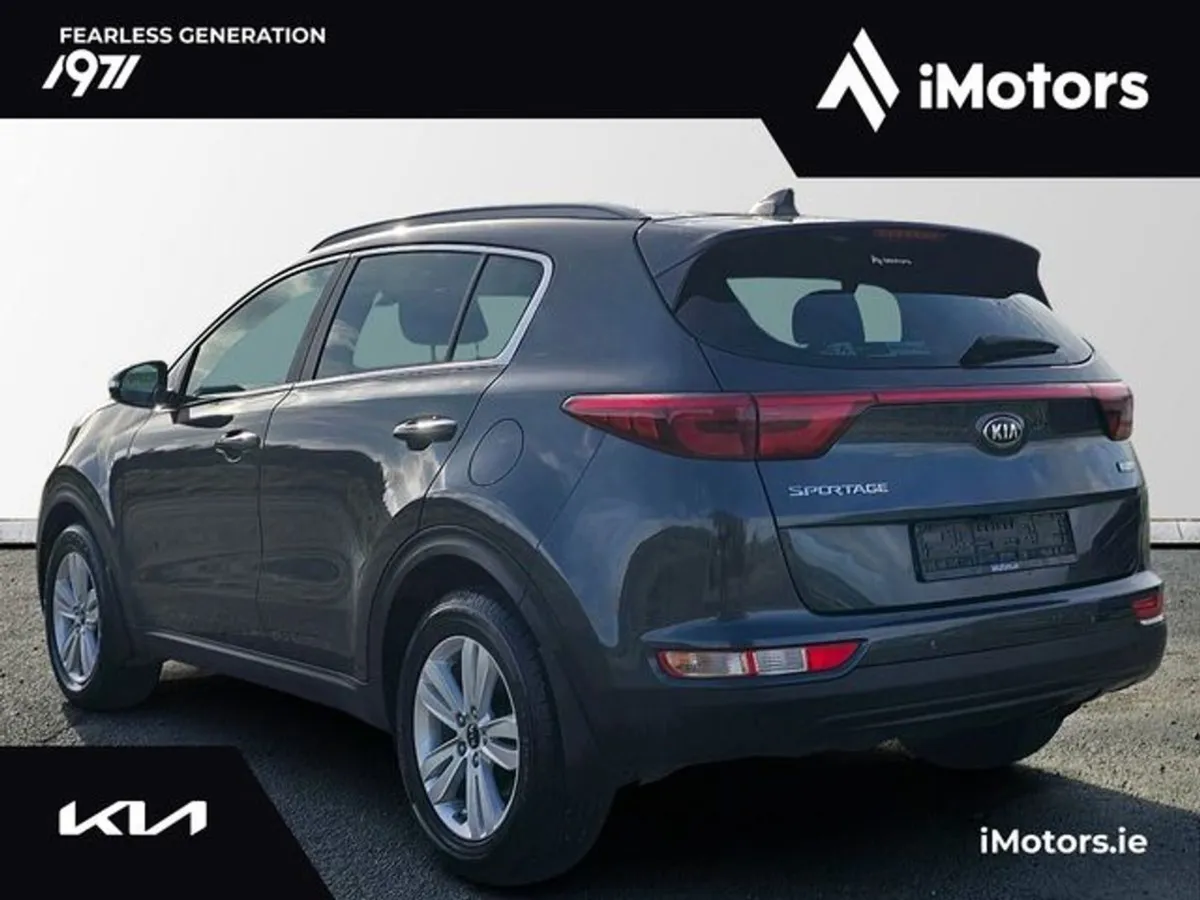 Kia Sportage 1.7 Platinum 5DR - Image 2