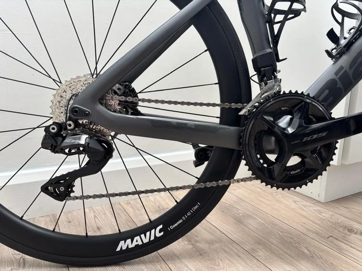 Bianchi Oltre Race 105Di2 - Image 2