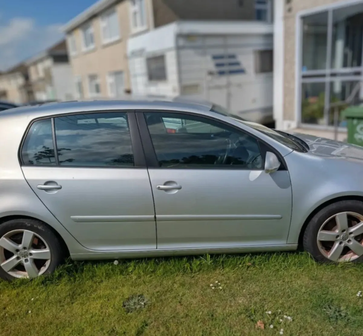 Volkswagen Golf 2007 - Image 2