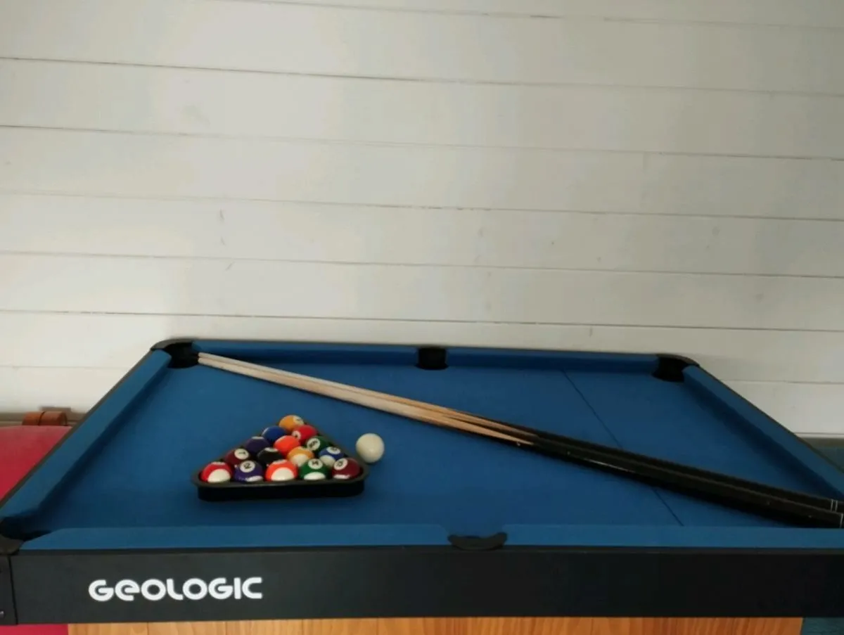 Table top pool table - Image 1