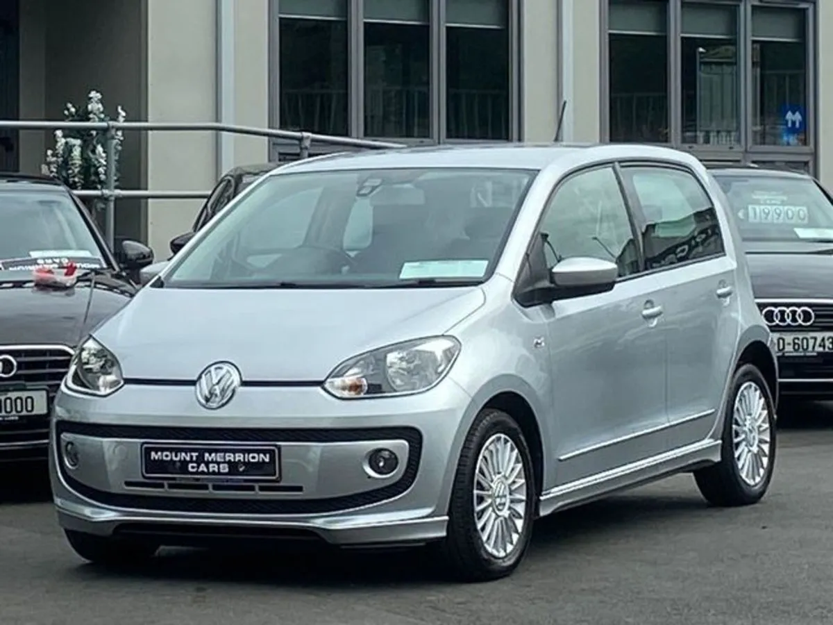 Volkswagen Up! Auto/alloys/1.0 - Image 1