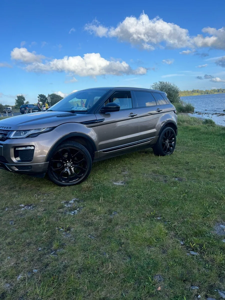 Car - Image 1