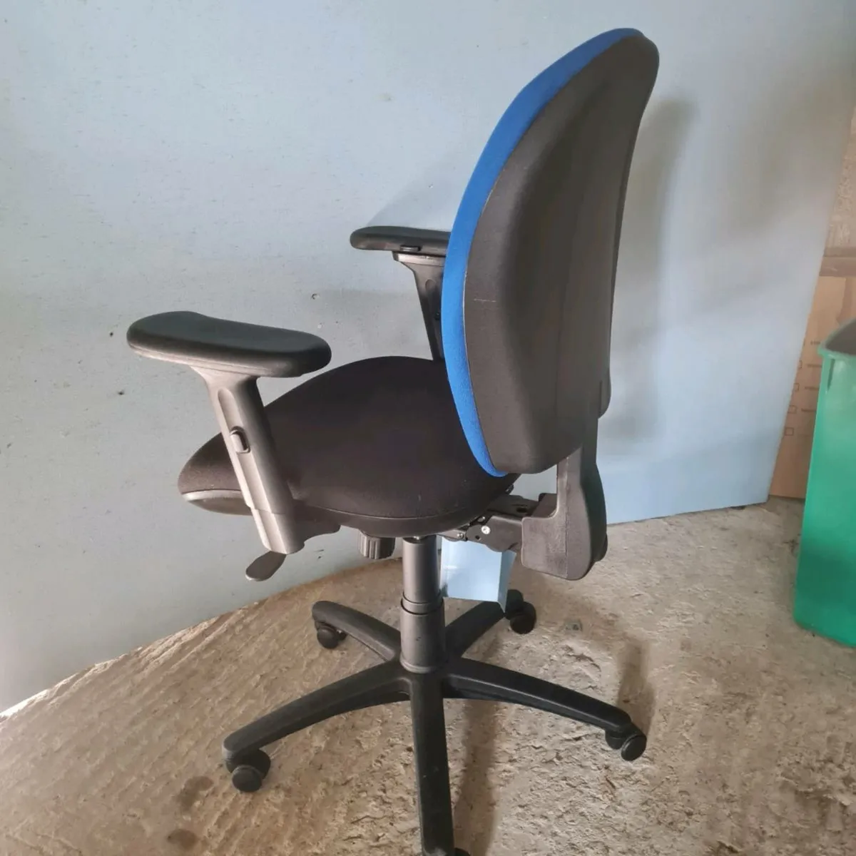 Torasan opus extra lumber office chairs - Image 3