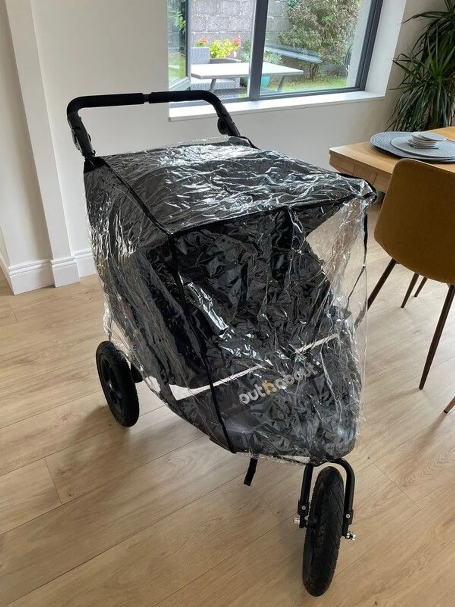 Out 'N' About V4 Double Nipper - Image 2