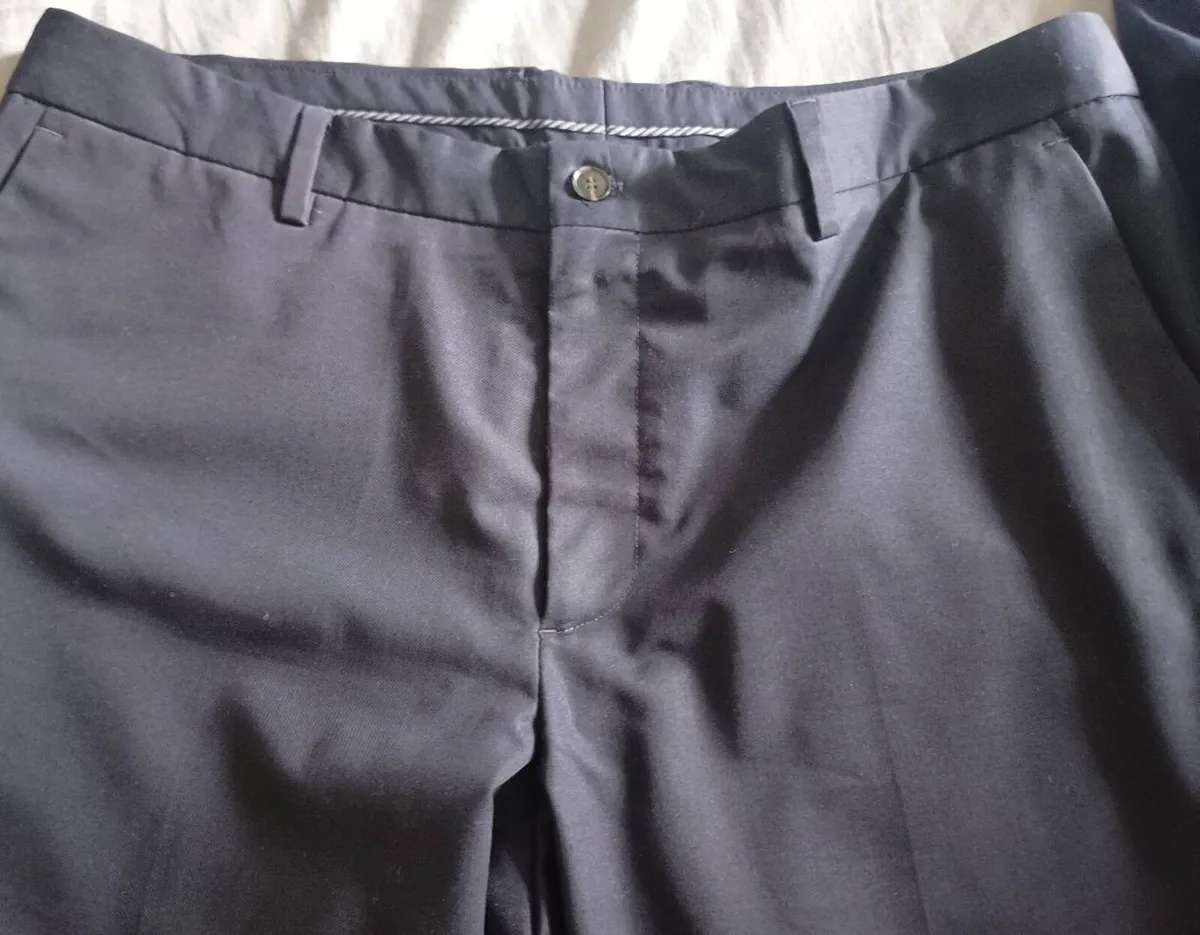 Zara Navy Men's Suit & Trouser Set - Image 4