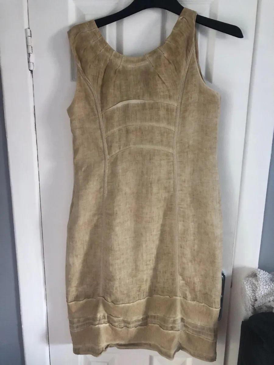 Ladies stunning dress size 10 €15 - Image 4