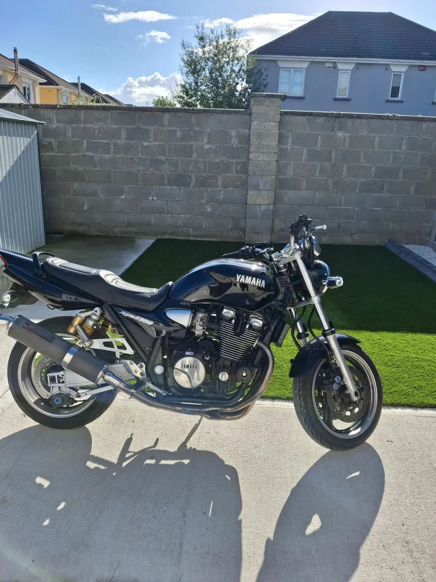YAMAHA XJR 1300 - Image 3