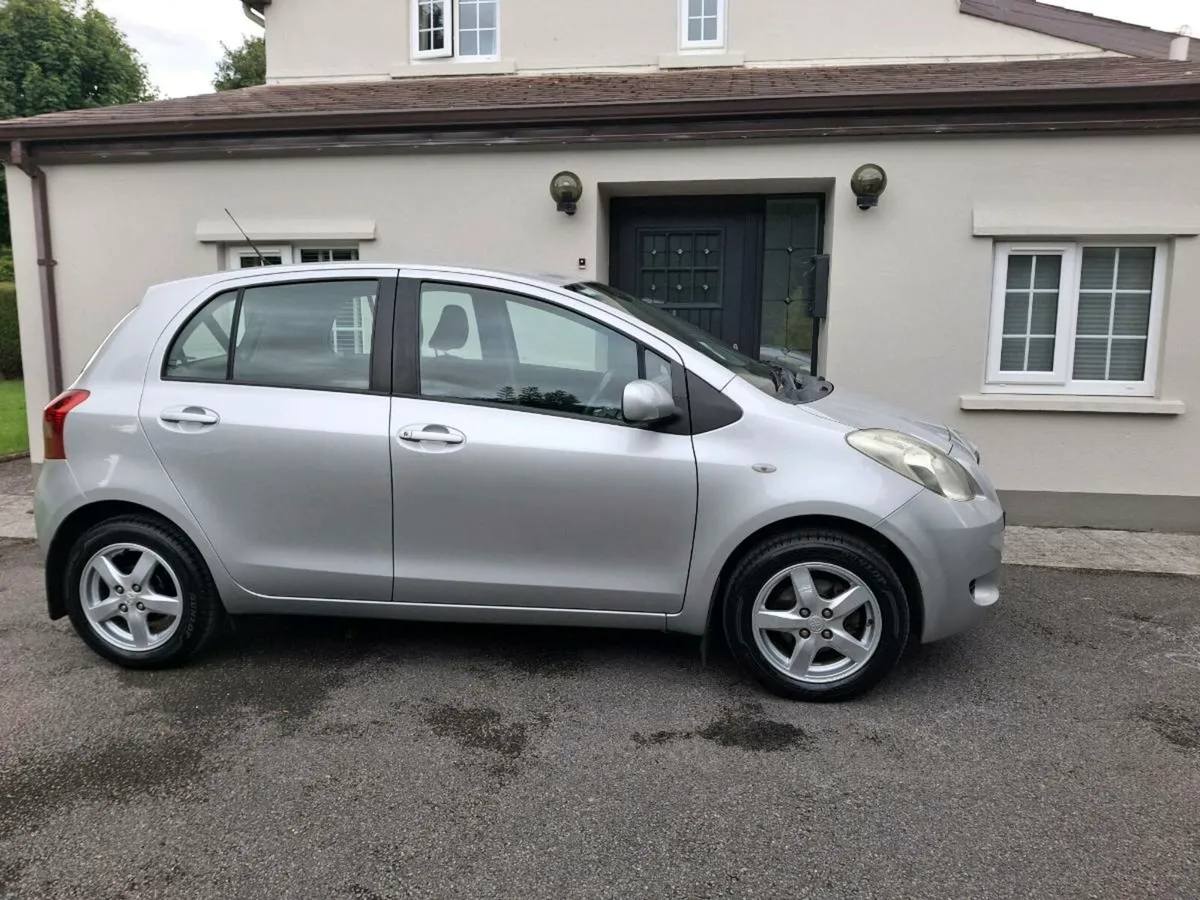 Toyota Yaris New Nct 09/2026 - Image 2