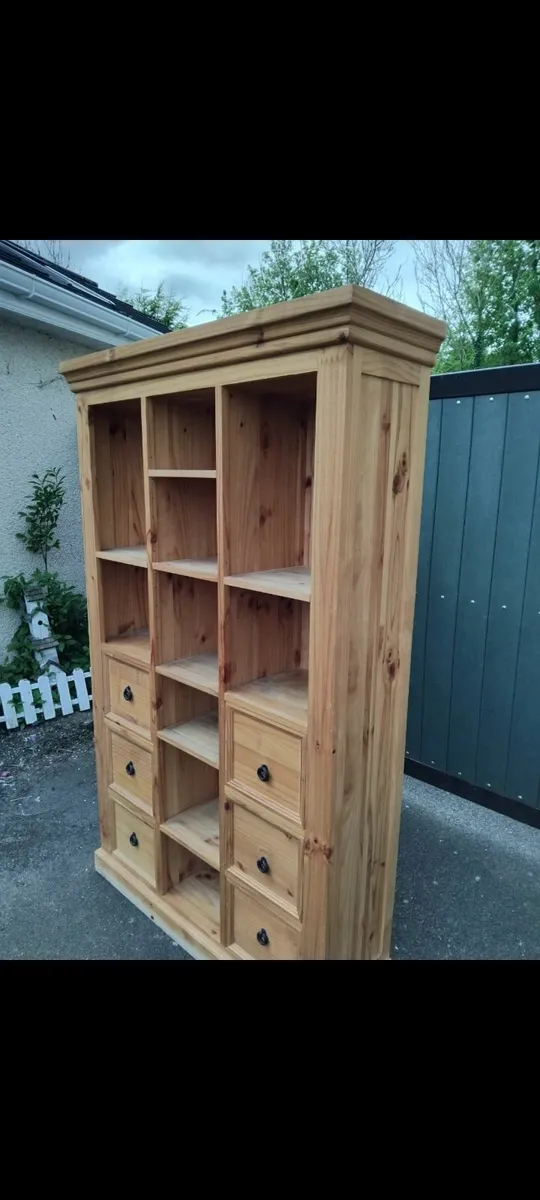 Storage unit