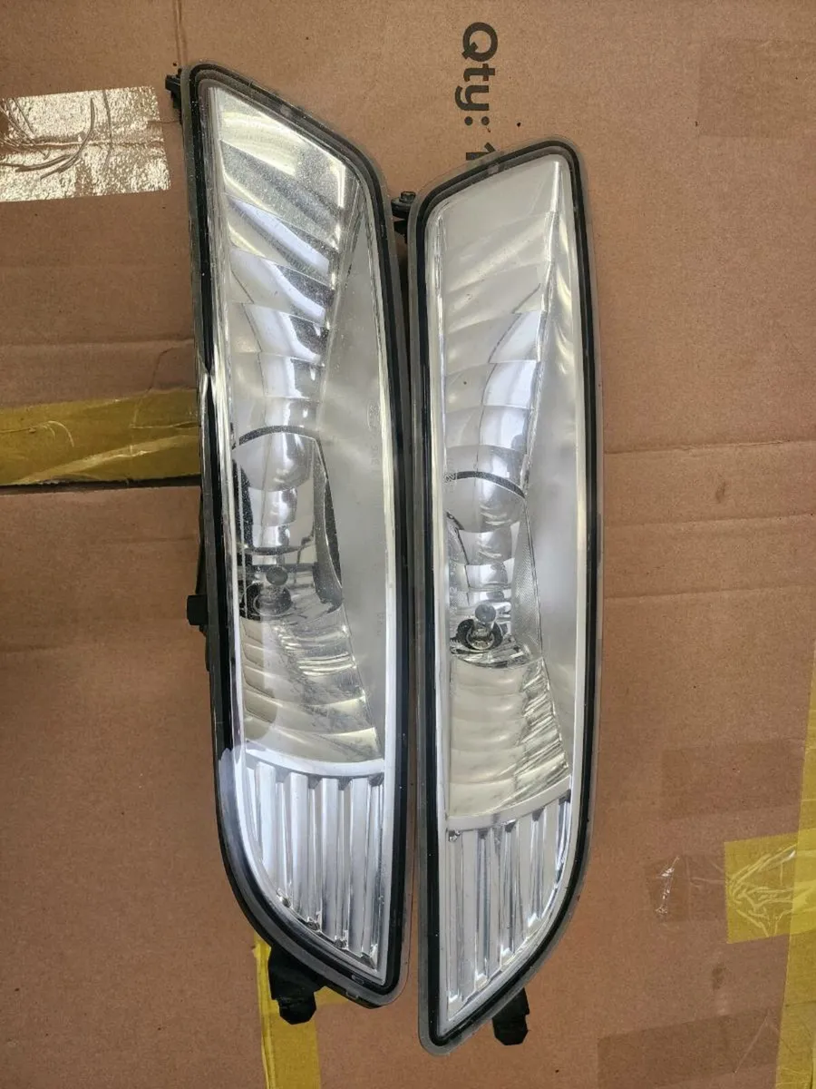 FRONT Ford mondeo mk5 fog lamps (VIGNALE) - Image 4