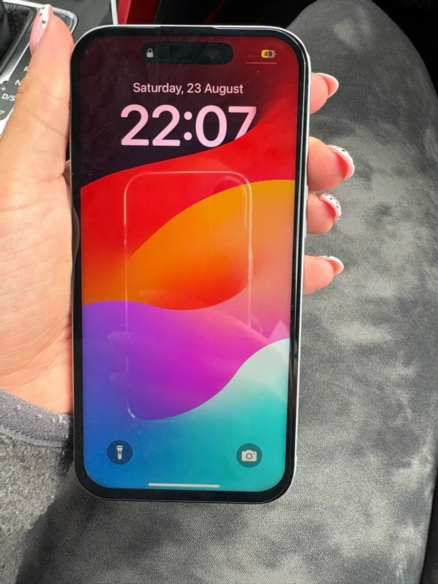 Apple Iphone 15 - Image 2