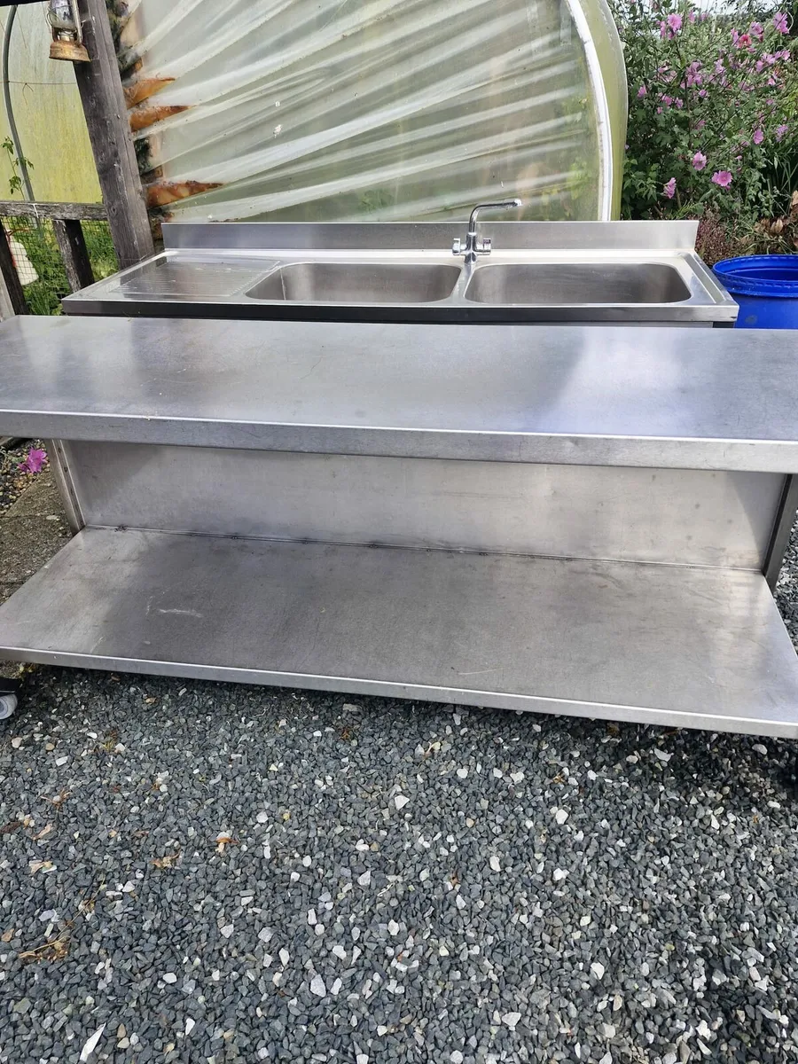 Stainless steel sink + table - Image 2