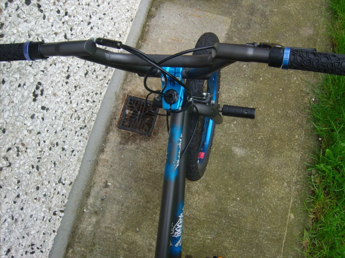 bicycle - Image 4