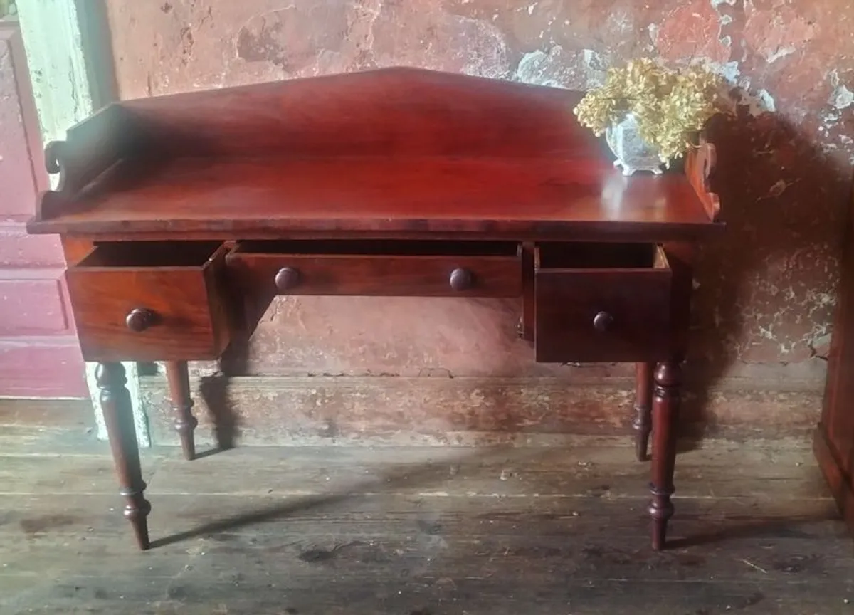 William IV mahogany Desk or Sideboard. - Image 1