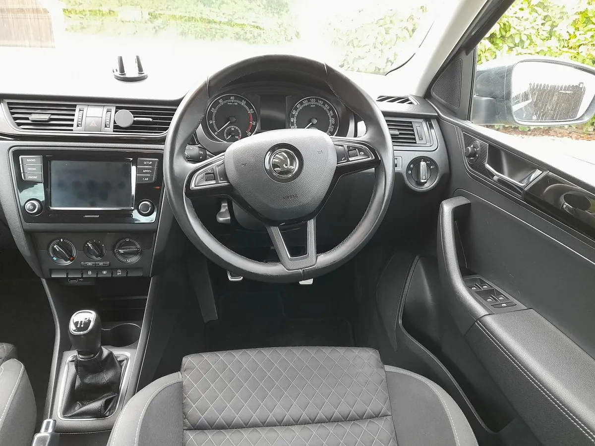 Skoda Rapid 2018 - Image 3