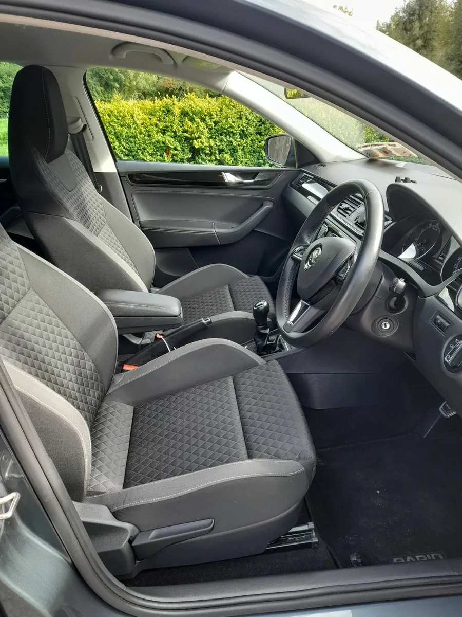 Skoda Rapid 2018 - Image 4