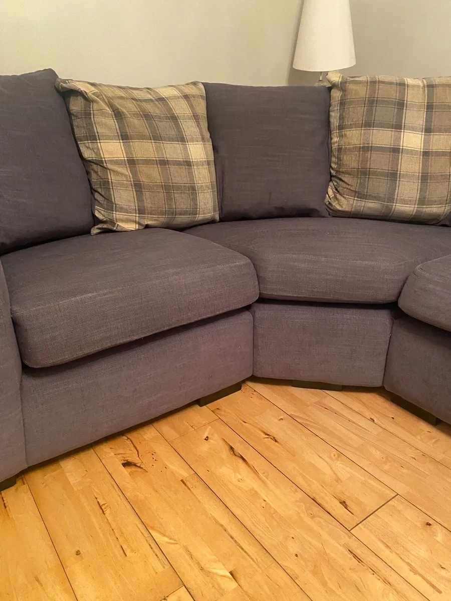 Corner sofa - Image 1