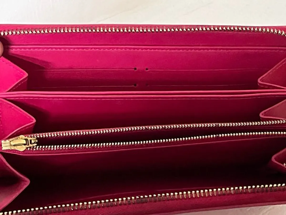 louis vuitton wallet - Image 4