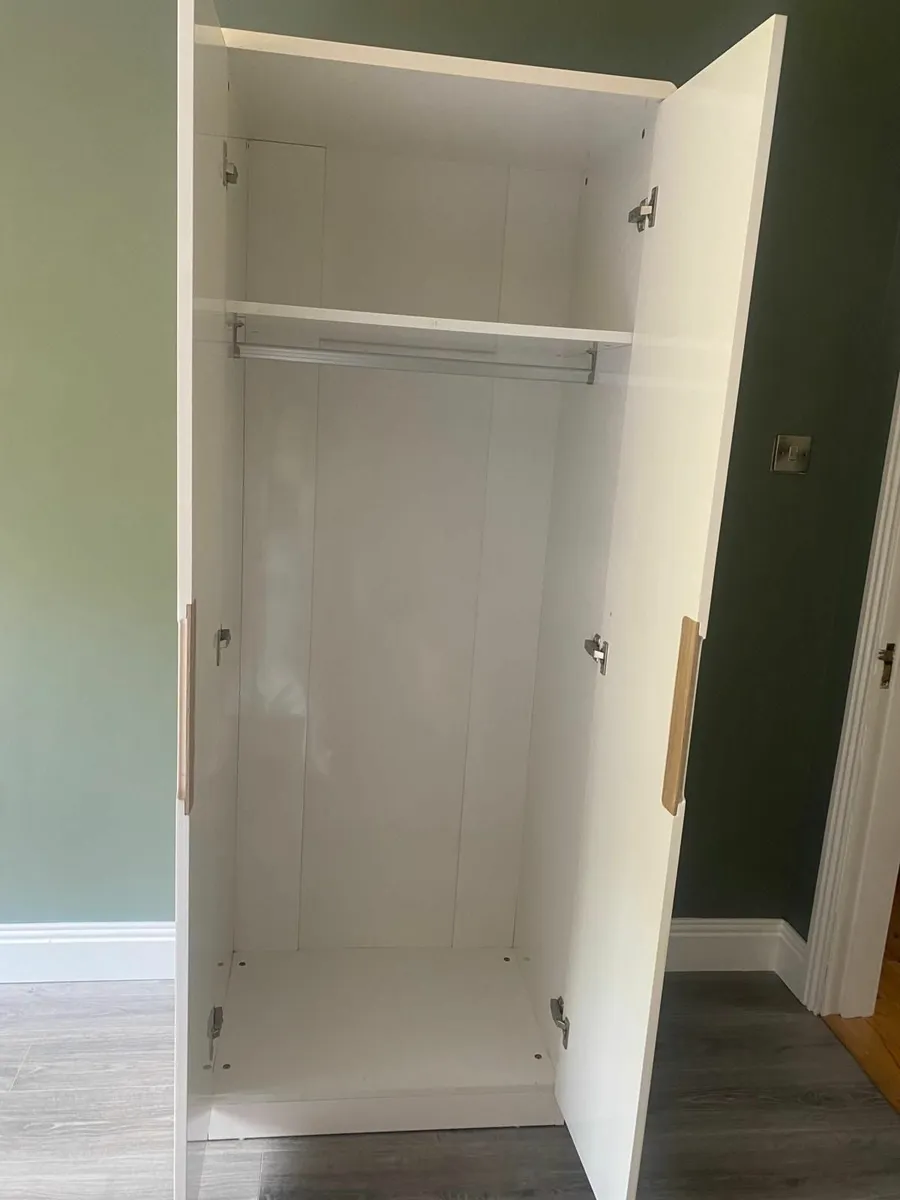 Wardrobe - Image 2