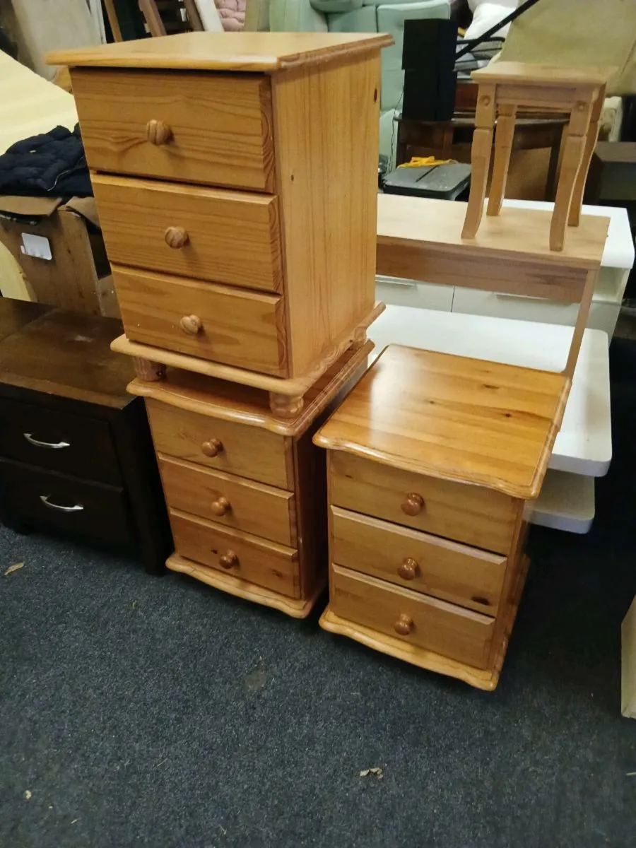 Bedside Lockers