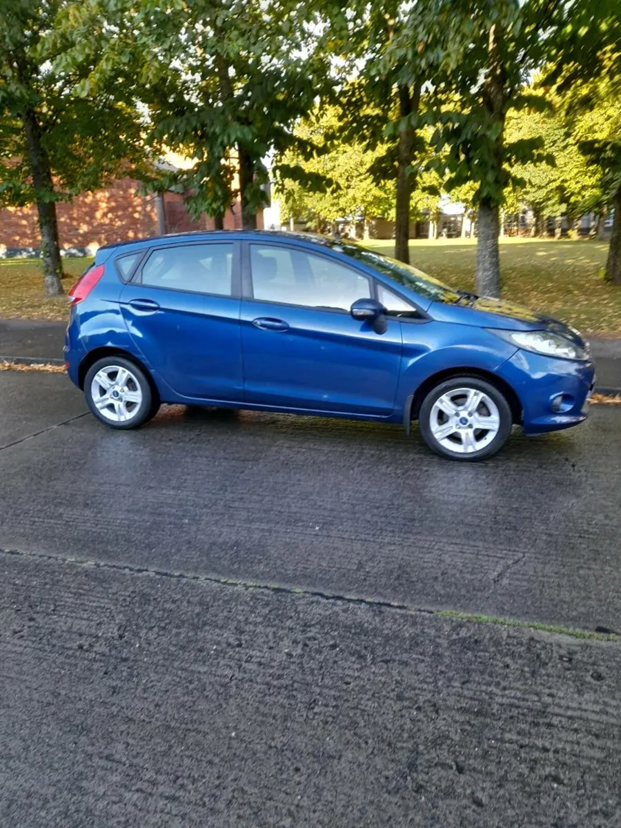 Ford Fiesta - Image 2