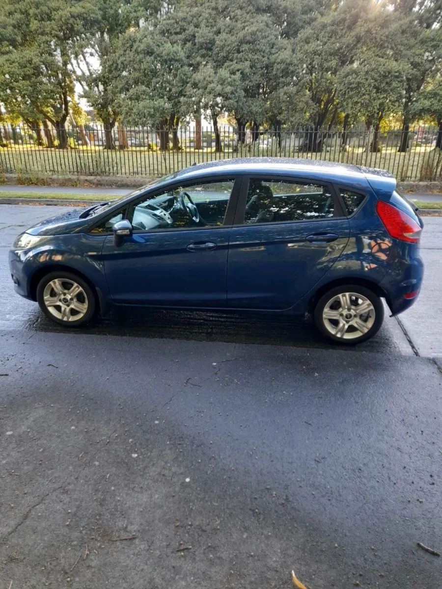 Ford Fiesta - Image 4