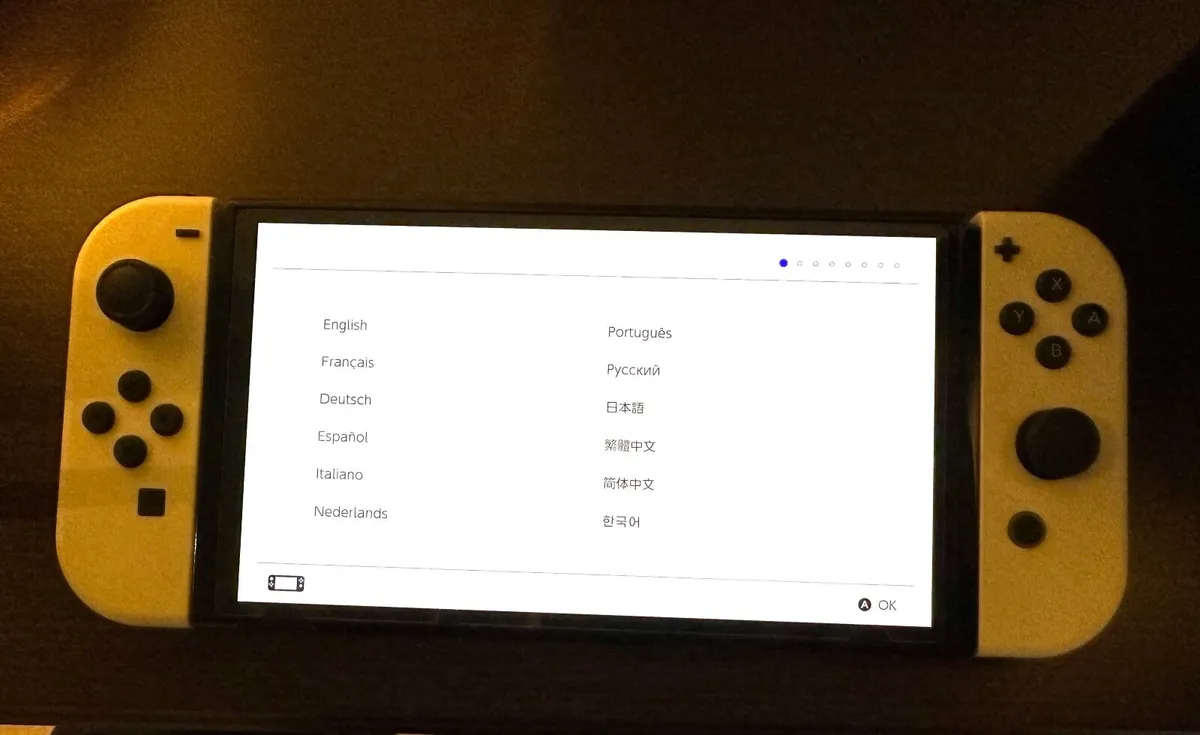 White Switch Oled 64GB - Image 2