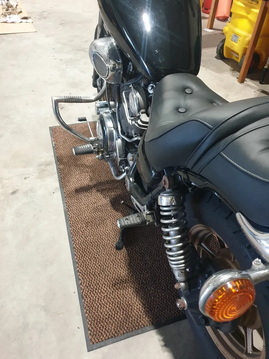Yamaha XV 750 1995 - Image 2