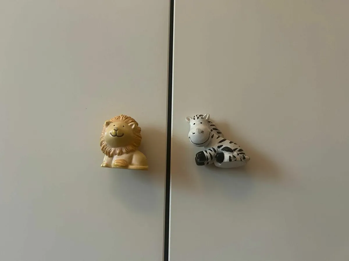 Kids/baby wardrobe - Image 4