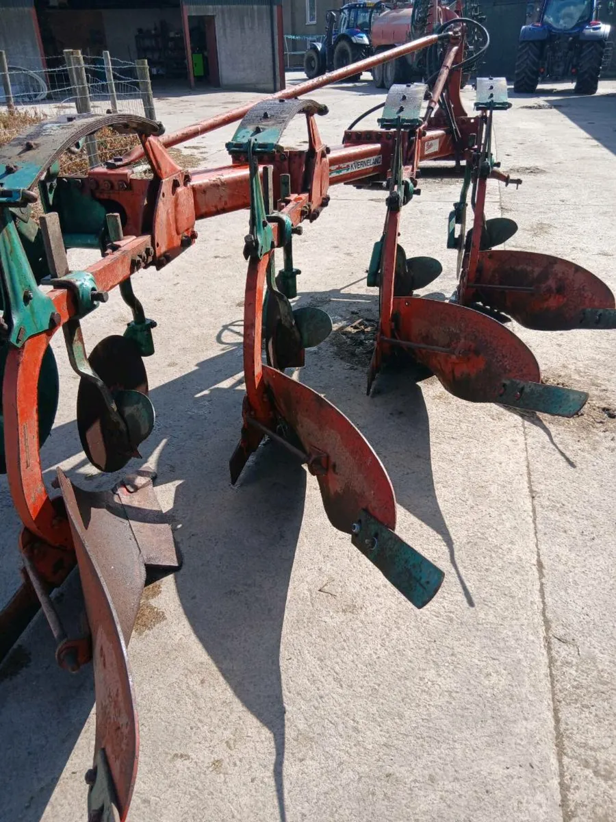 Kvernland plough - Image 3