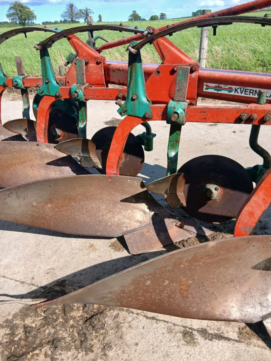 Kvernland plough - Image 4