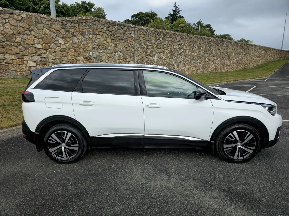 2019 PEUGEOT 5008 ALLURE 1.5 BLUE HDI 130 👀 - Image 3