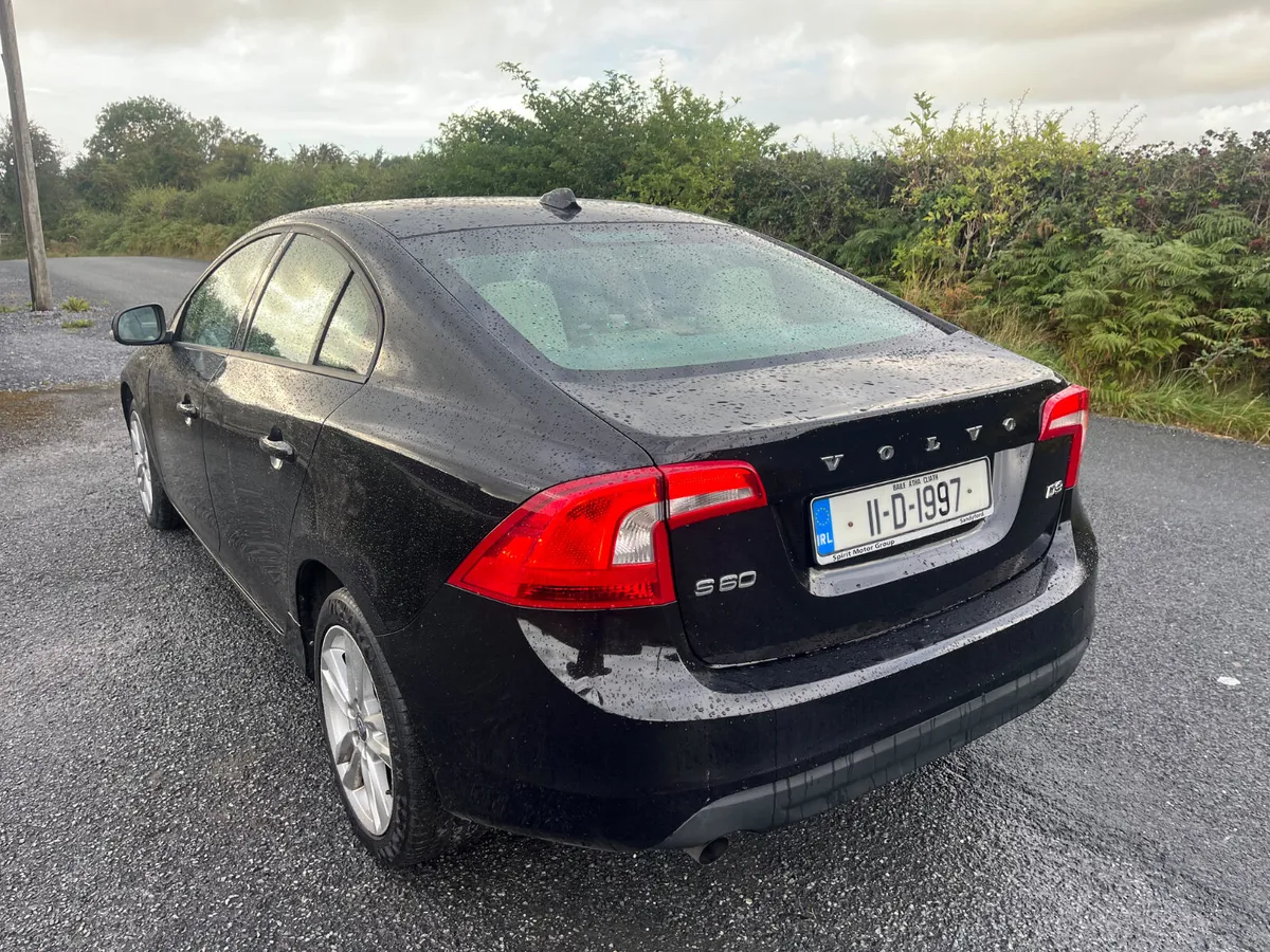 Volvo S60 2011 - Image 4