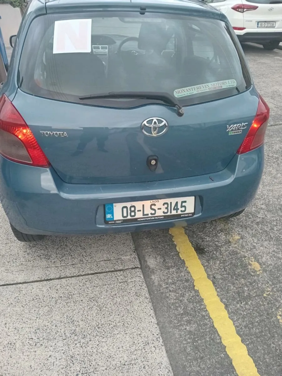 Toyota yaris - Image 3