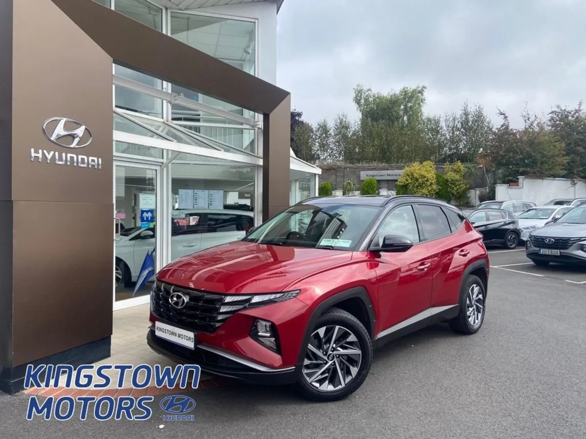 Hyundai Tucson Executive 2tone 5DR - Image 1