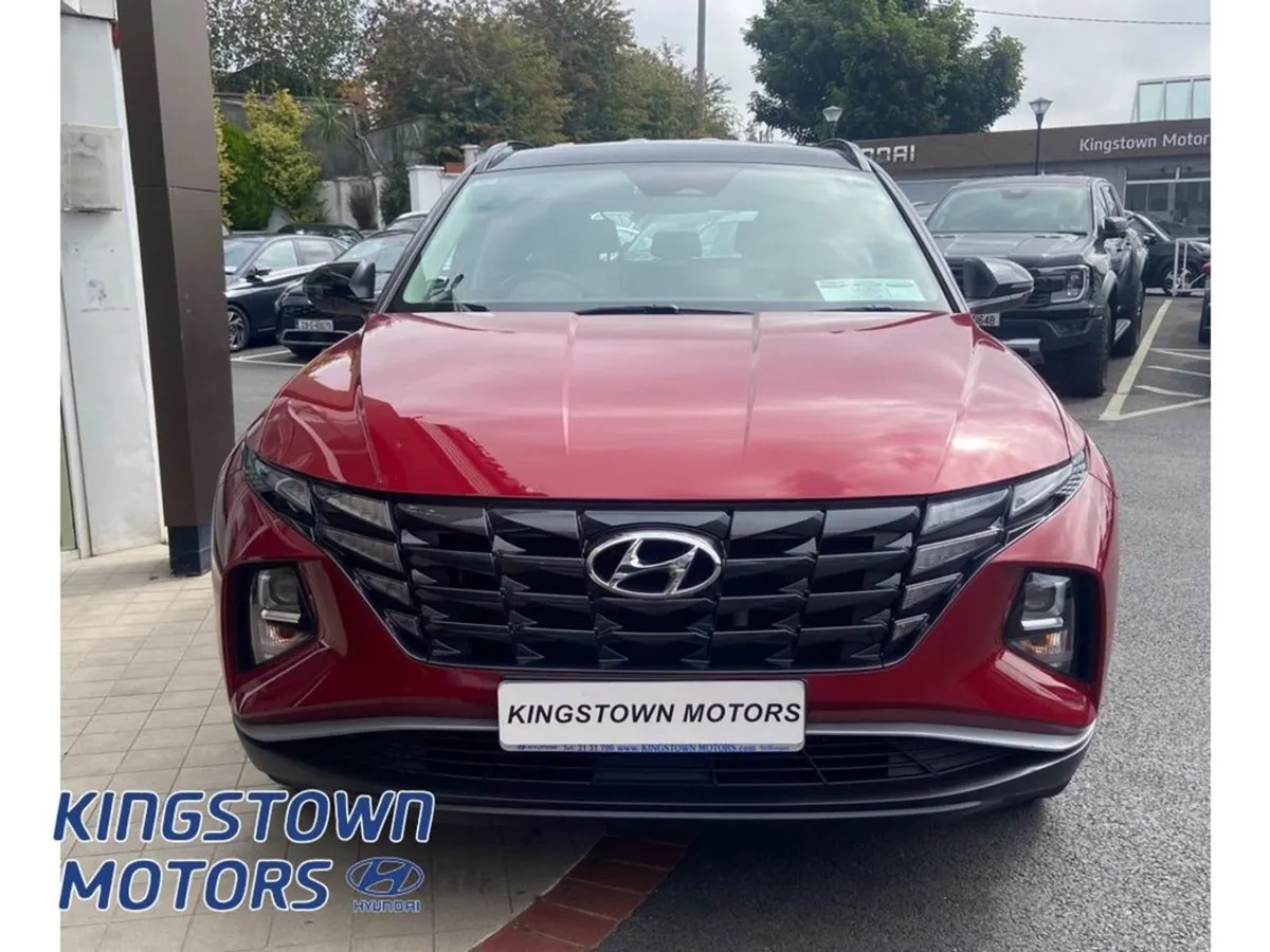 Hyundai Tucson Executive 2tone 5DR - Image 2