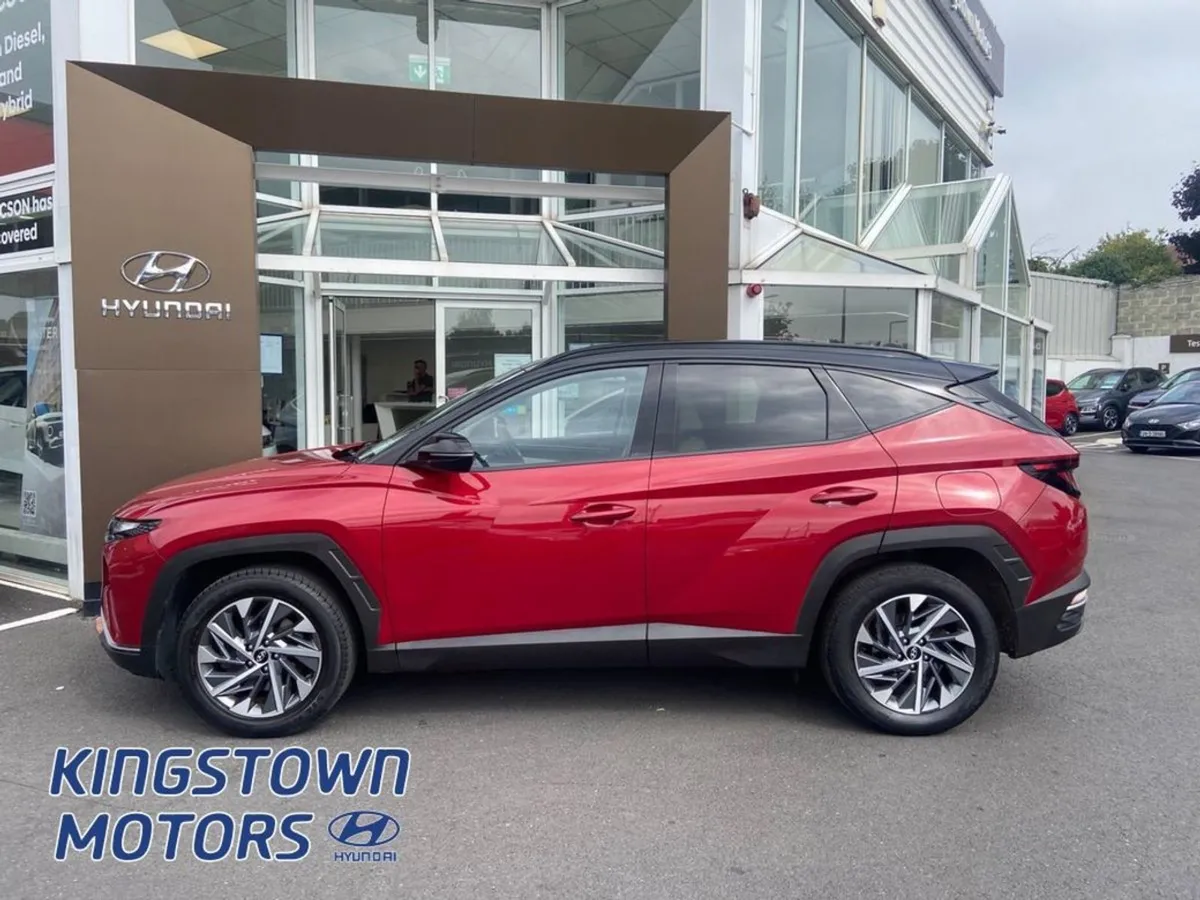 Hyundai Tucson Executive 2tone 5DR - Image 3