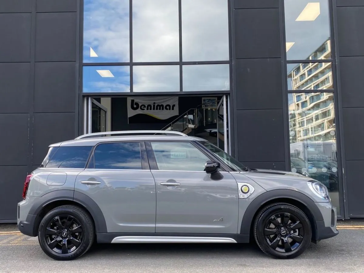 MINI COUNTRYMAN Cooper S AWD Auto (phev) - Image 4