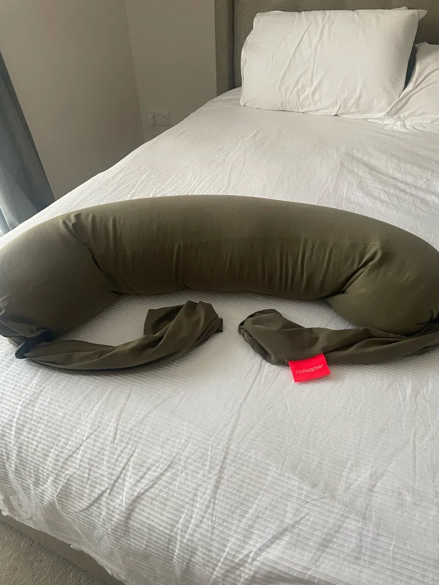 Bbhugme Pregnancy / Feeding Pillow - Image 3