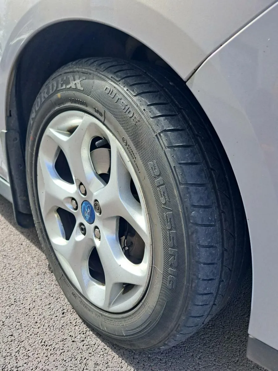 Ford C-Max 2011 - Image 4